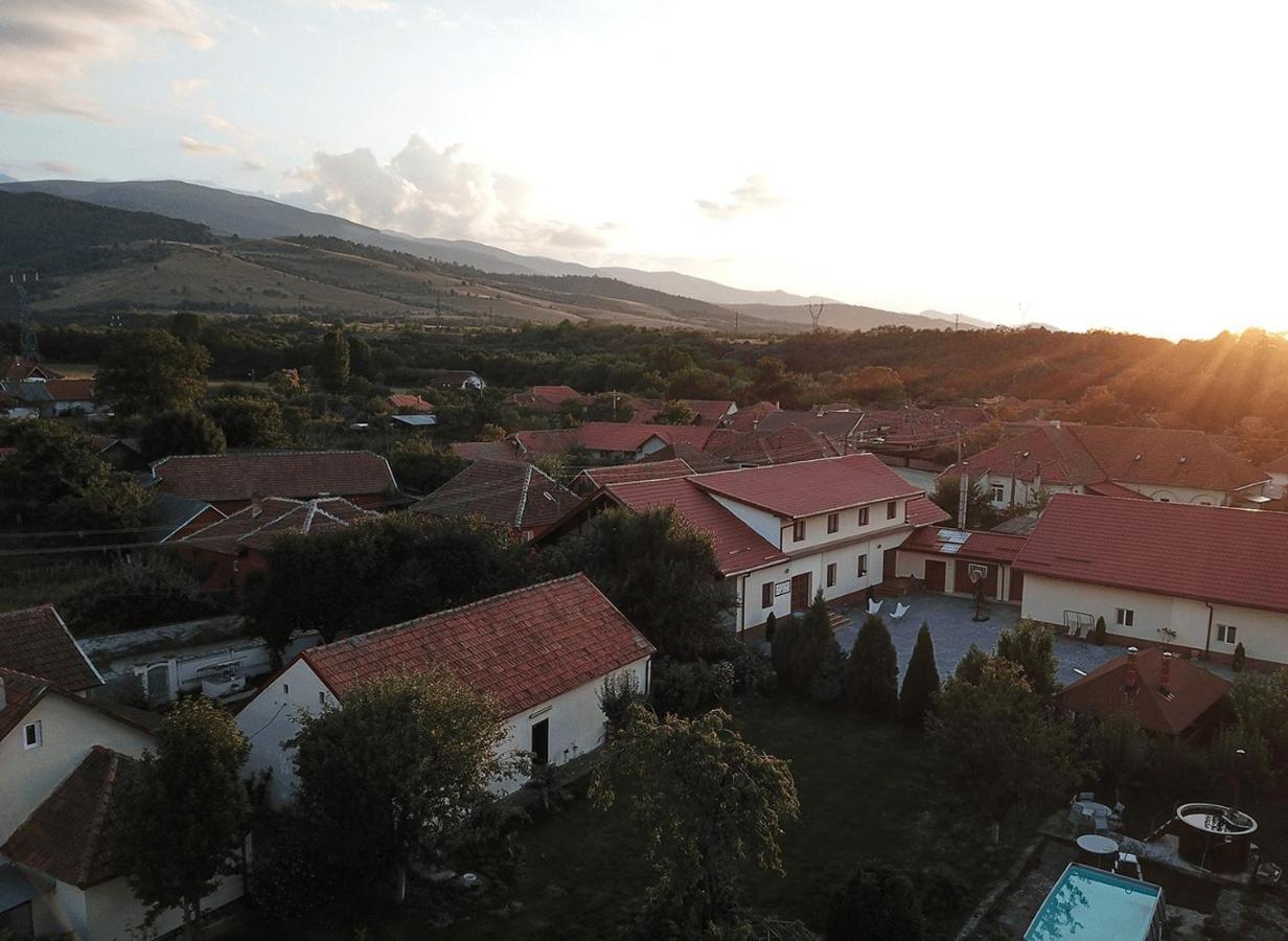 Pensiunea Marmis Riu Barbat Exterior foto